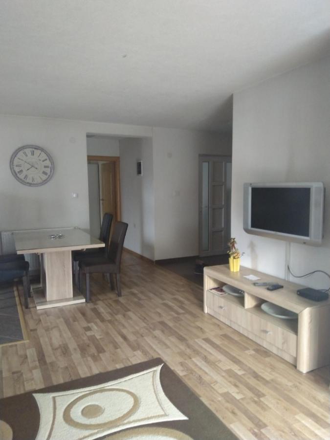 Apartman Royal Lägenhet Zenica Exteriör bild